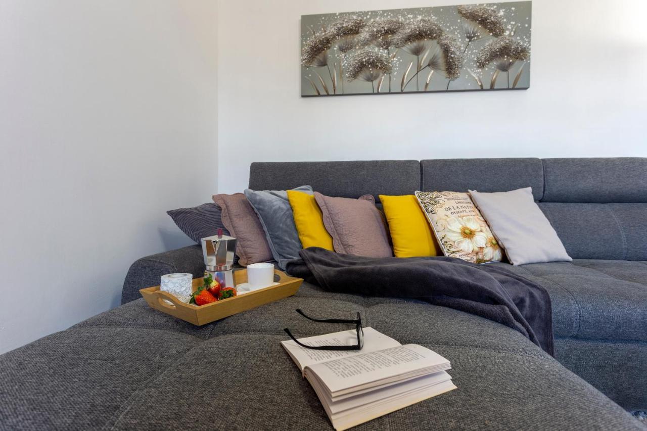 Apartman Lema Pula Ngoại thất bức ảnh