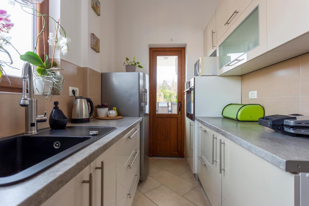 Apartman Lema Pula Ngoại thất bức ảnh